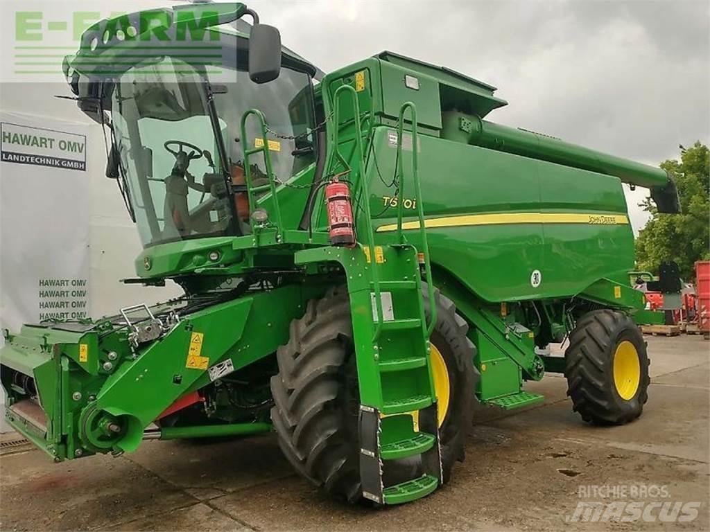 John Deere t670 Combine Harvesters
