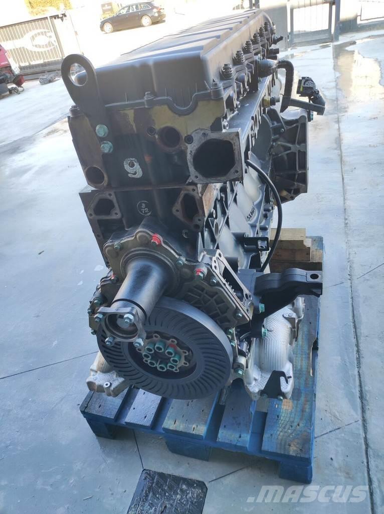 MAN D2066 Engines