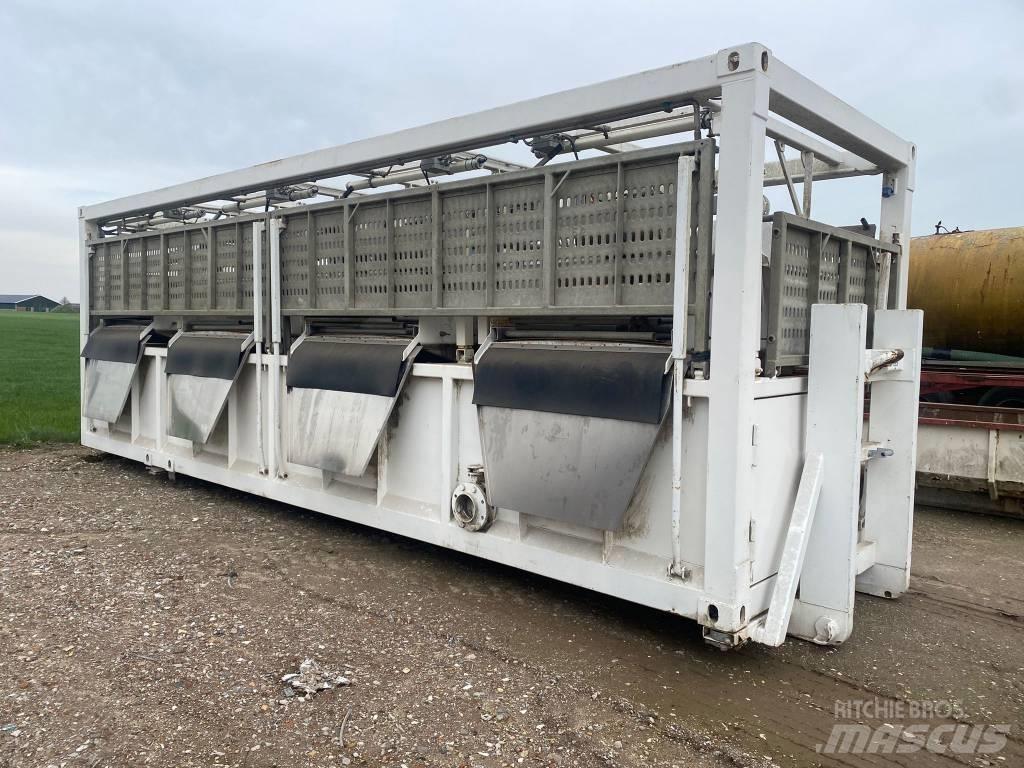  SiteTec R2000E Waste / Recycling & Quarry Attachments