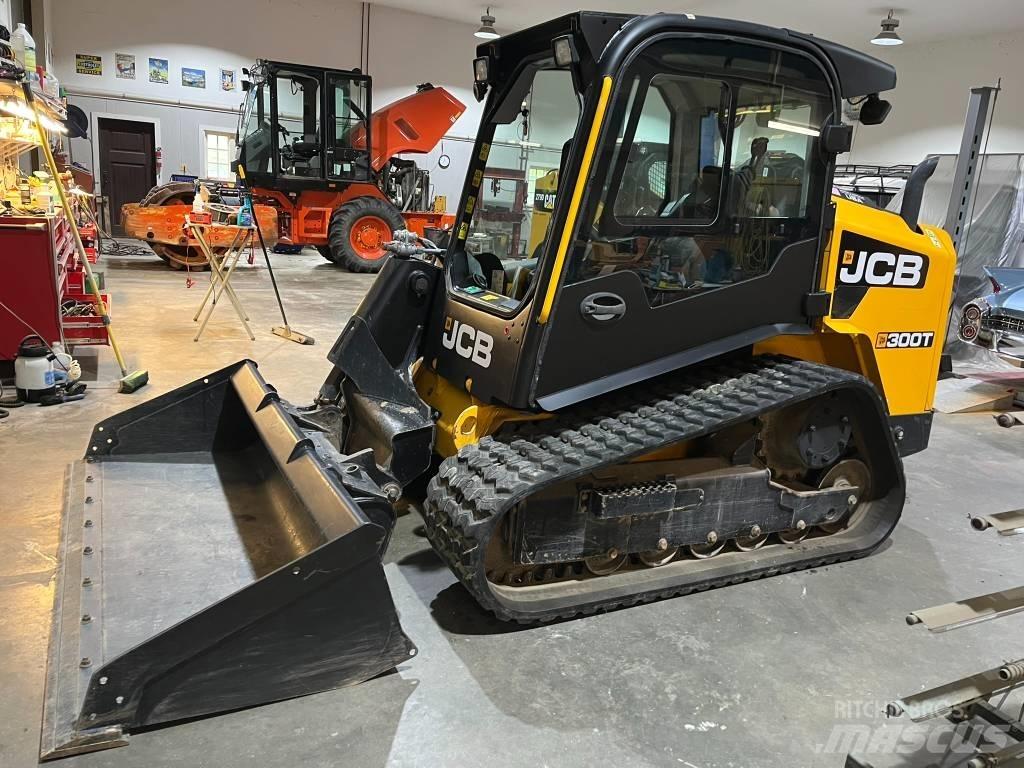 JCB 300 T Skid Steer Loaders