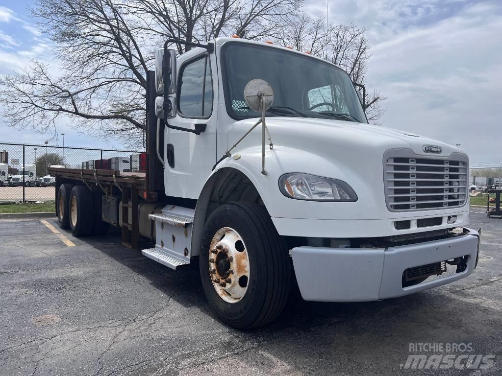Freightliner M 106 Flatbed Trucks