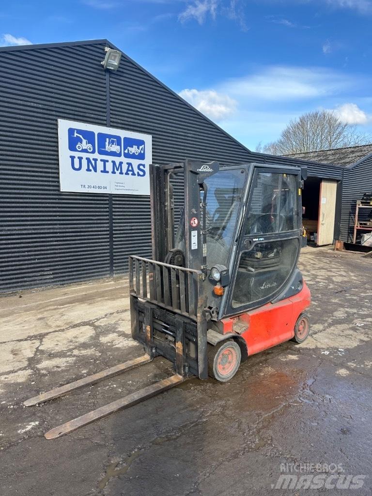 Linde E18 Electric Forklifts