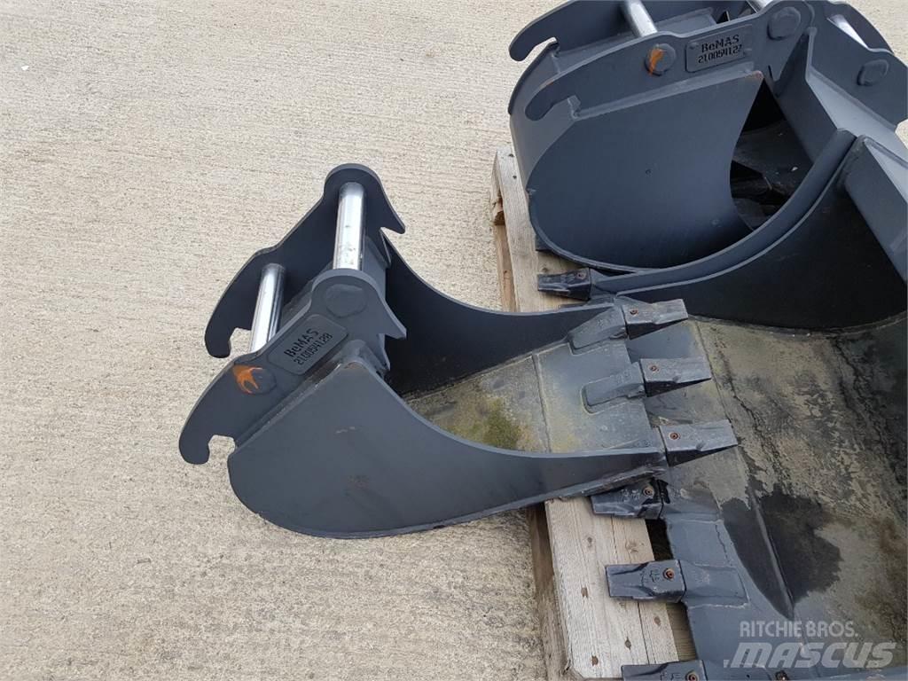  Bemas TL 300 SW010 Backhoes