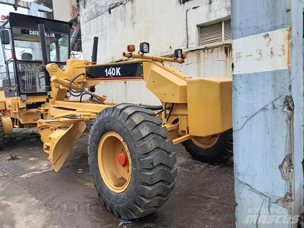 CAT 140 H Motor Graders