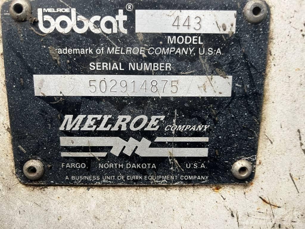 Bobcat 443      V-4129 Front Loaders