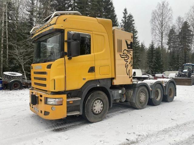 Scania R580 8x4/4 Conventional Trucks / Tractor Trucks