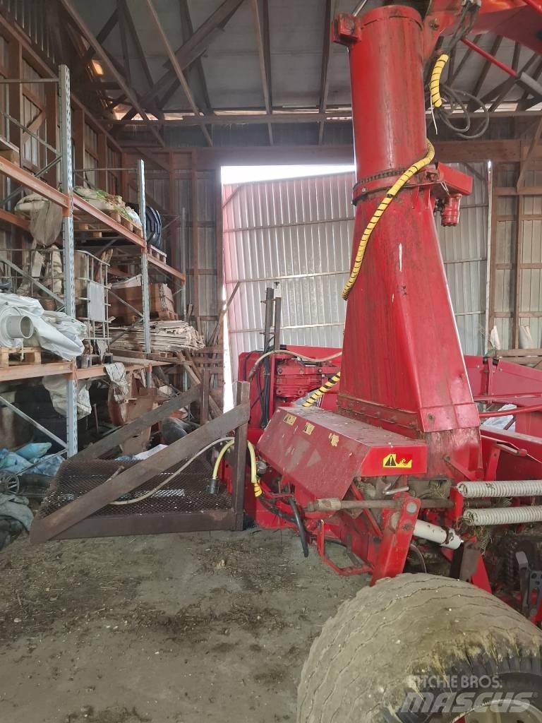 JF 1350 Forage Harvester