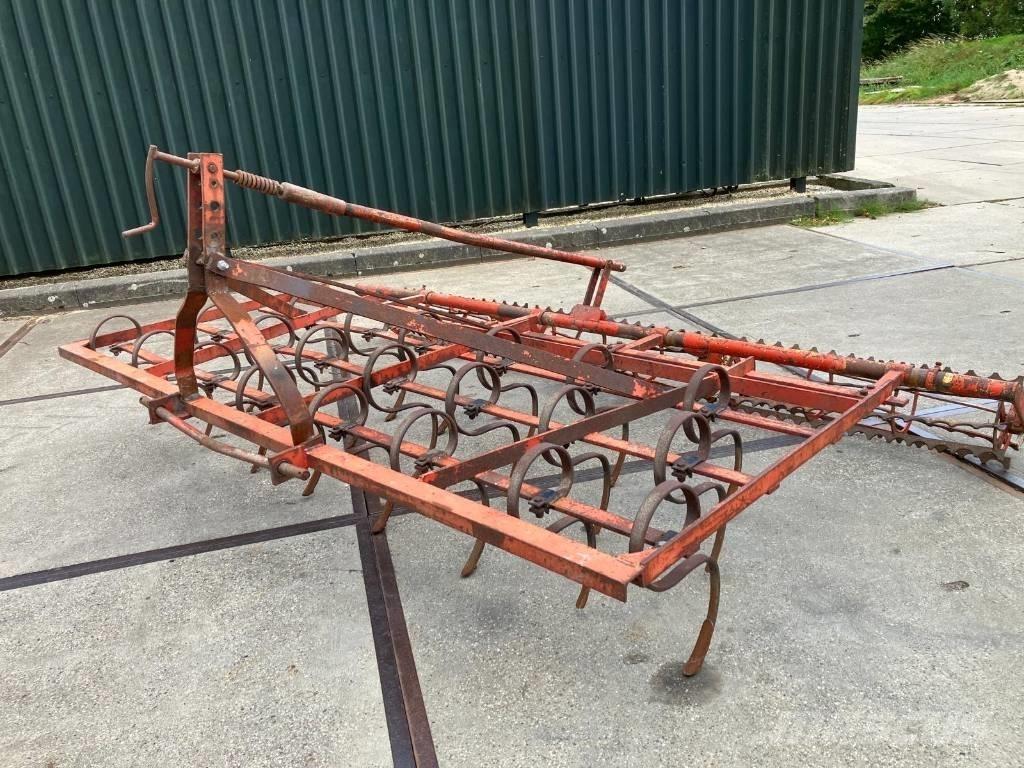 Kongskilde triltand Cultivators