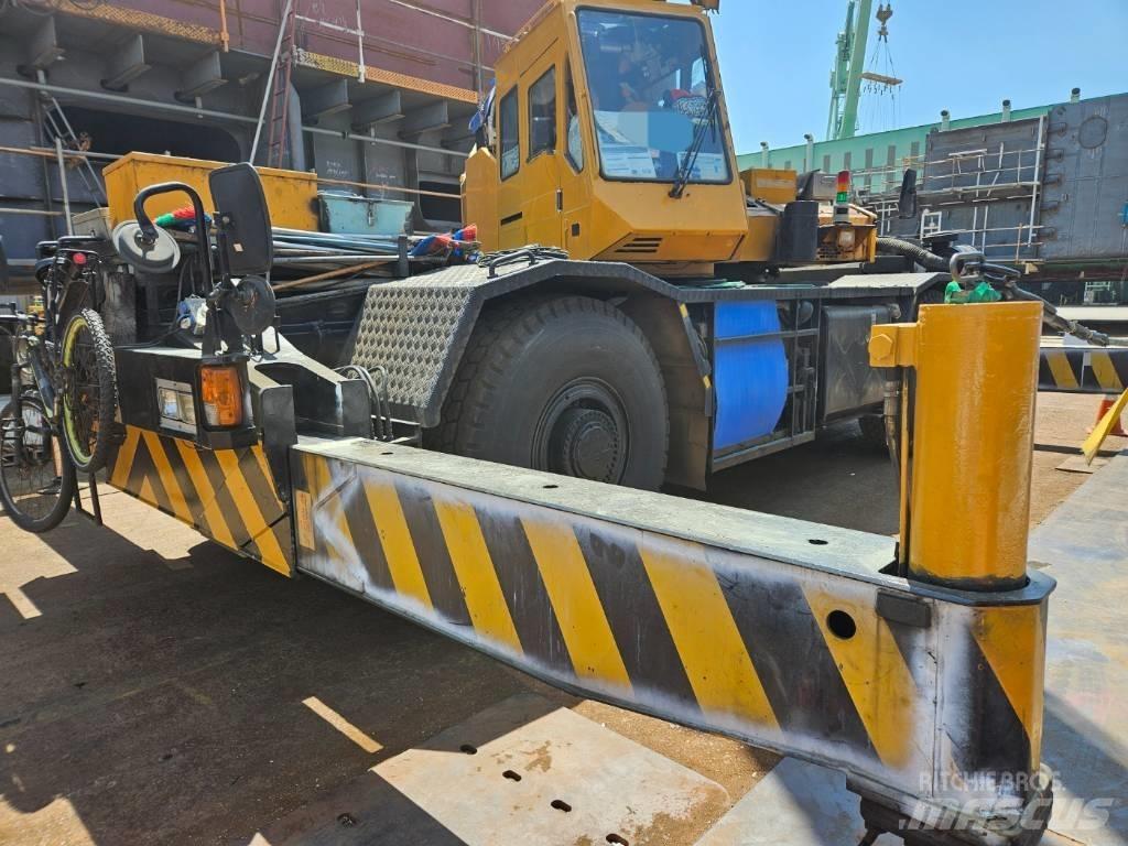 Tadano TR 500 M-2 Rough Terrain Cranes