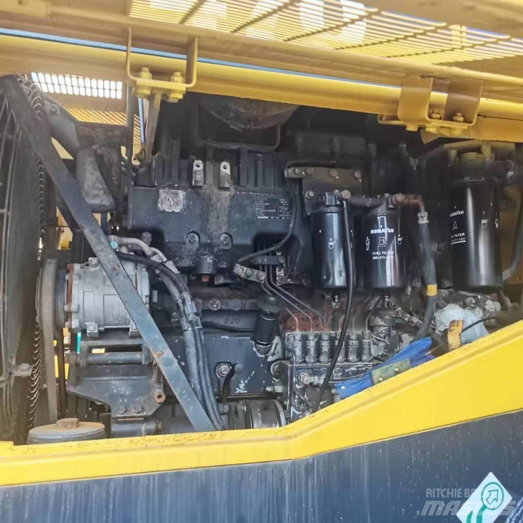 Komatsu WA 320-5 Wheel Loaders
