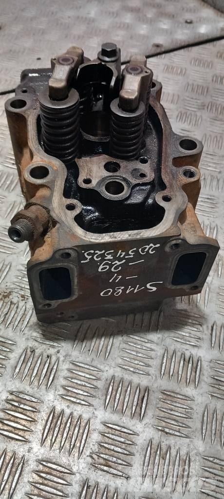 Scania P 360.   2054325 Engines