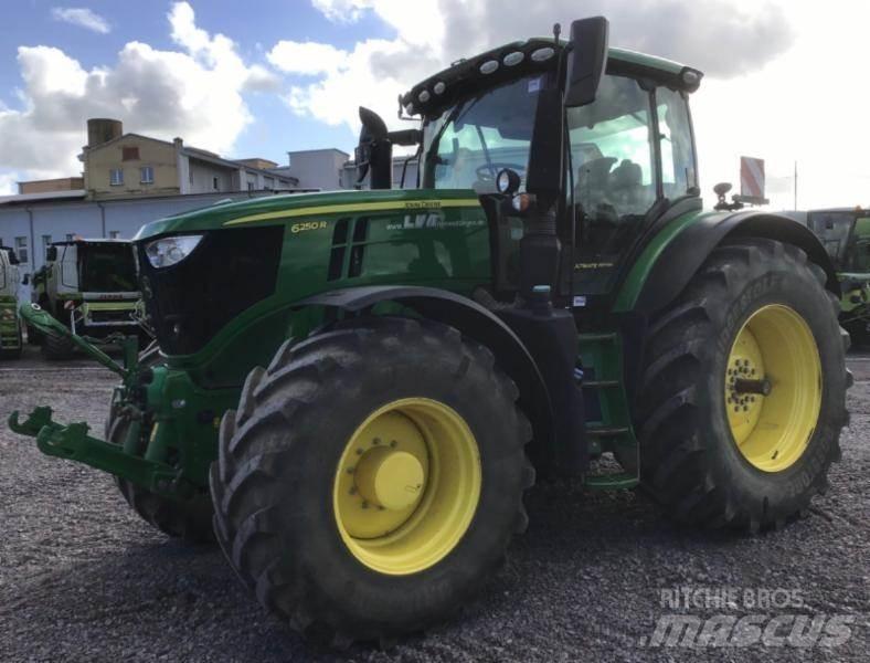 John Deere 6250 R Tractors