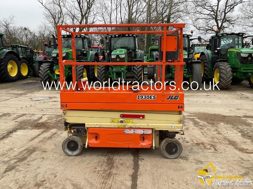 JLG 1930 ES Scissor Lifts