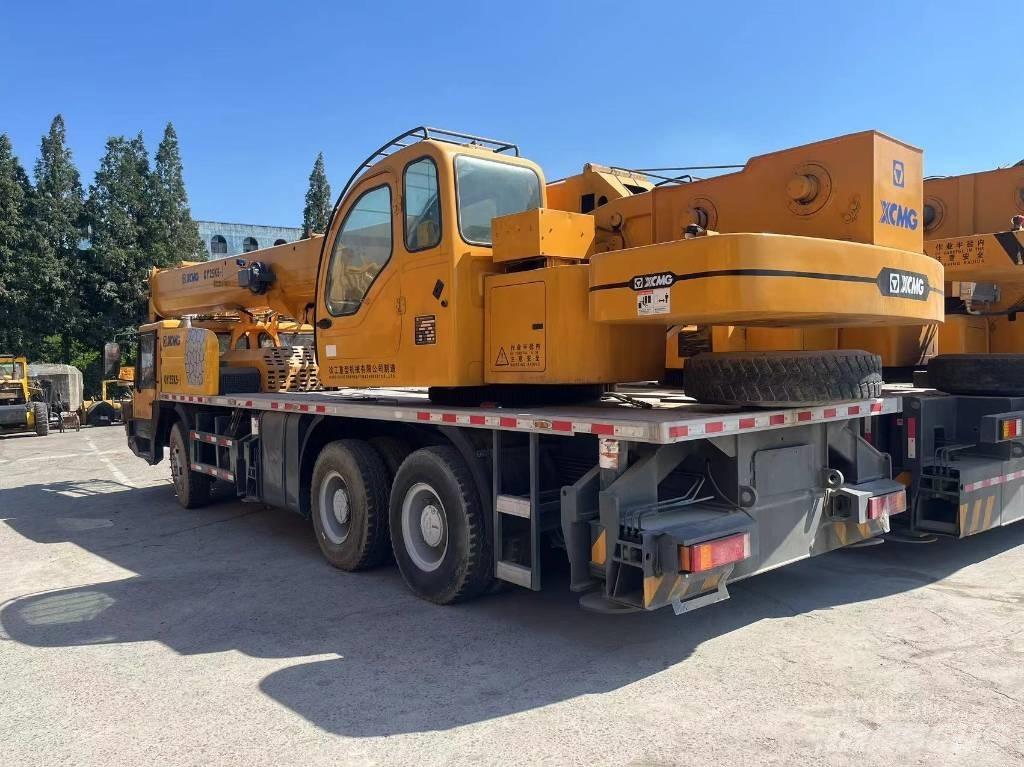 XCMG QY 25 K Mobile and all terrain cranes