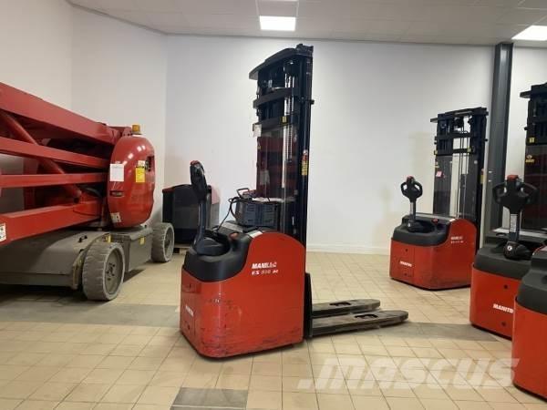 Manitou ES614 Self Propelled Stackers