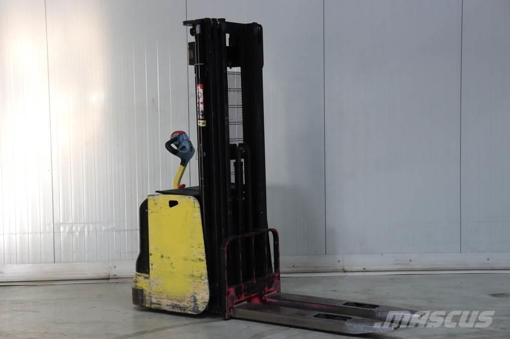 Hyster S1.4-46 Pedestrian stacker