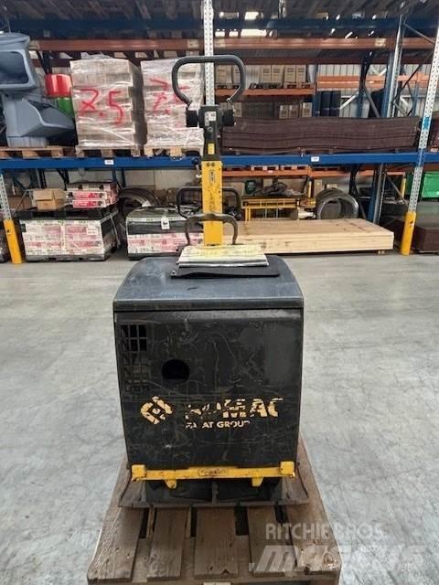 Bomag BPR 70/70 Plate Compactors