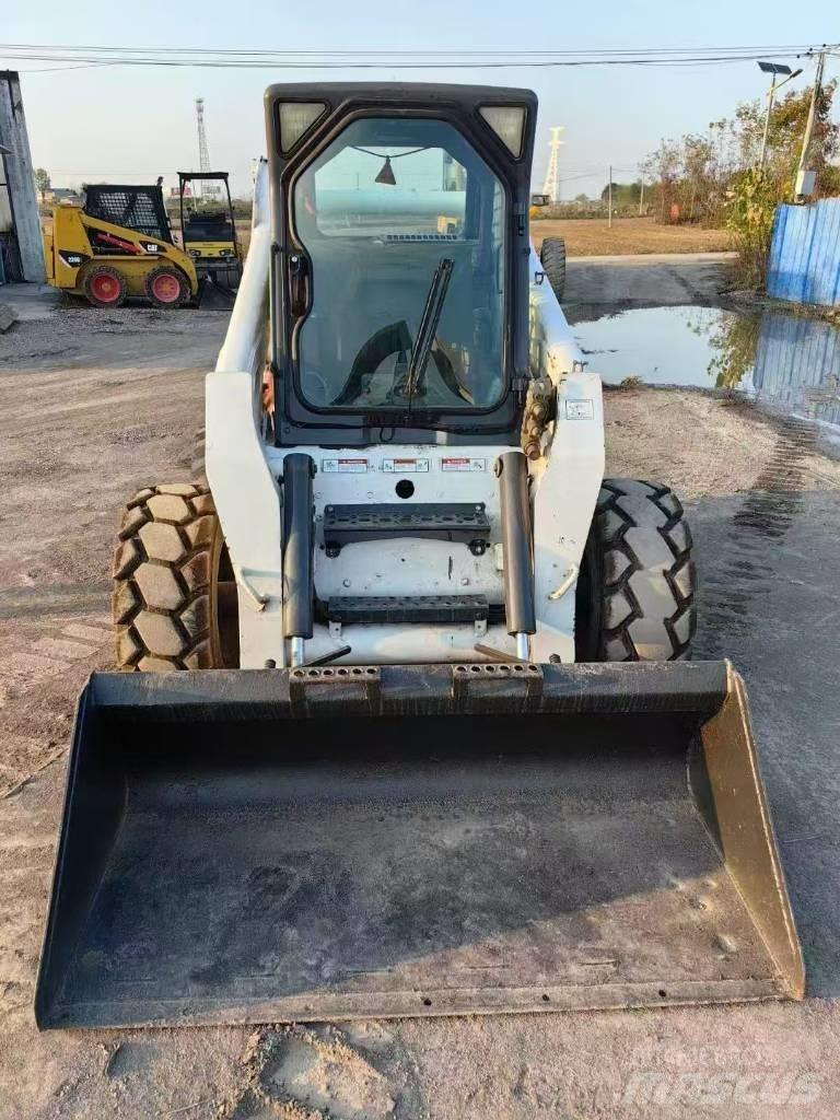 Bobcat S 300 Skid Steer Loaders
