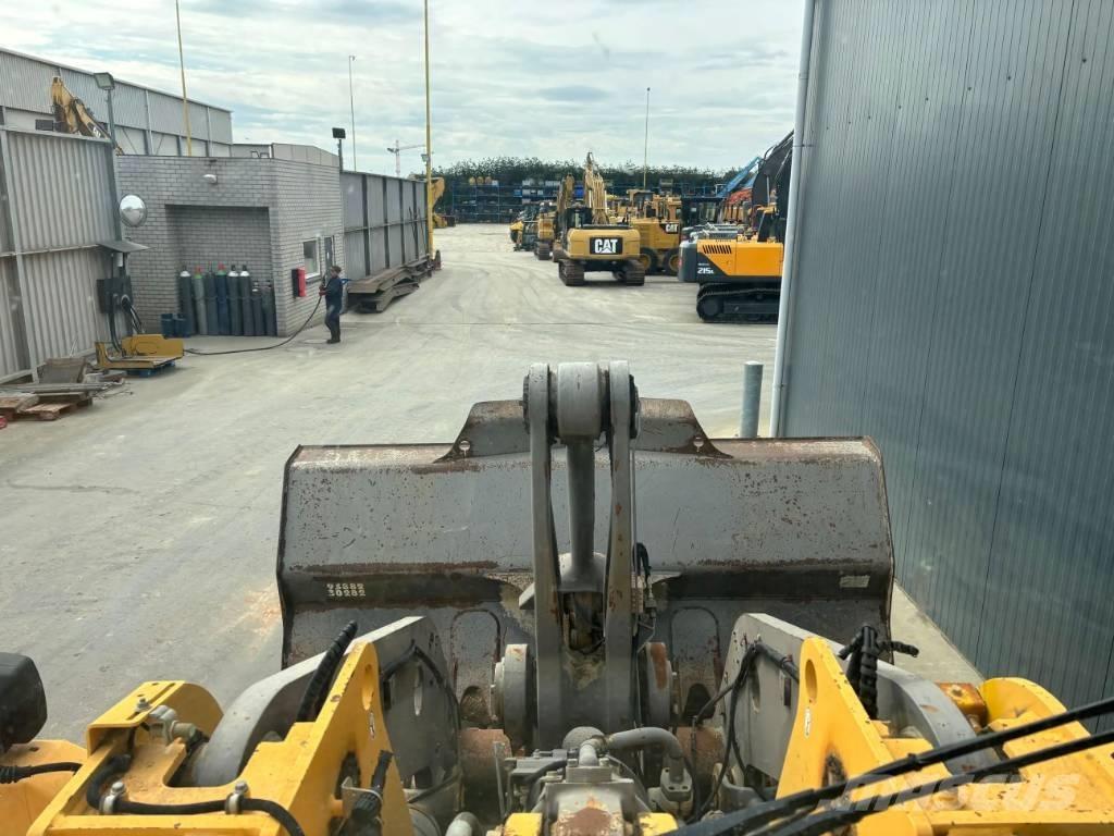 Volvo L120E Wheel Loaders