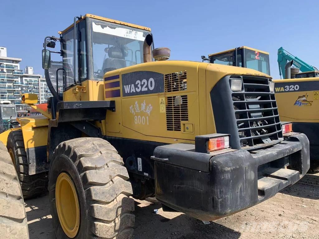 Komatsu WA 320-5 Wheel Loaders