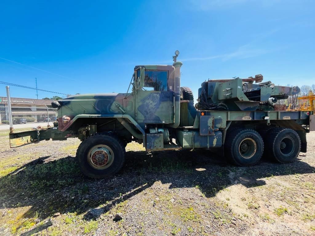 AM General M936 Tow Trucks / Wreckers