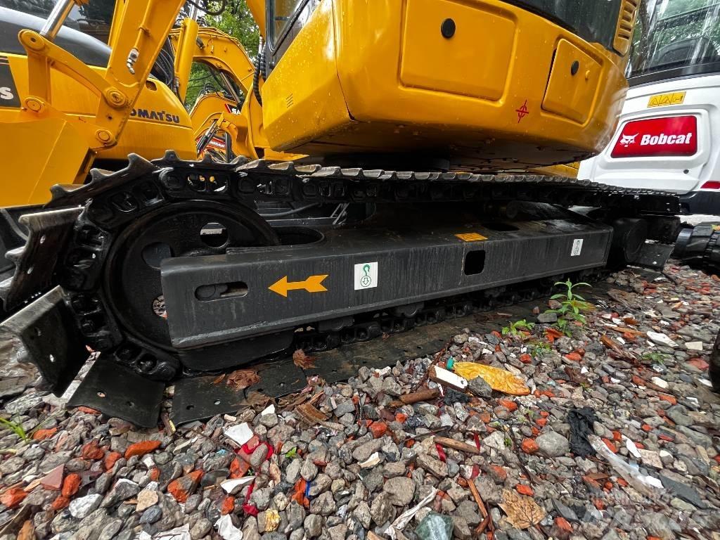Komatsu PC78US-8 Crawler Excavators