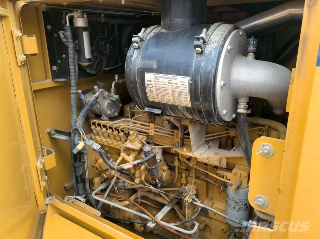 SEM 919 Motor Graders