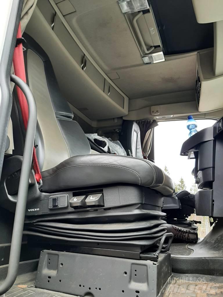 Volvo FH 13 Reefer Trucks