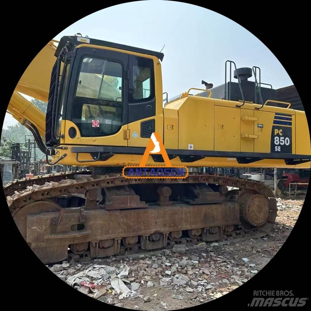 Komatsu PC 850-8 Amphibious Excavators
