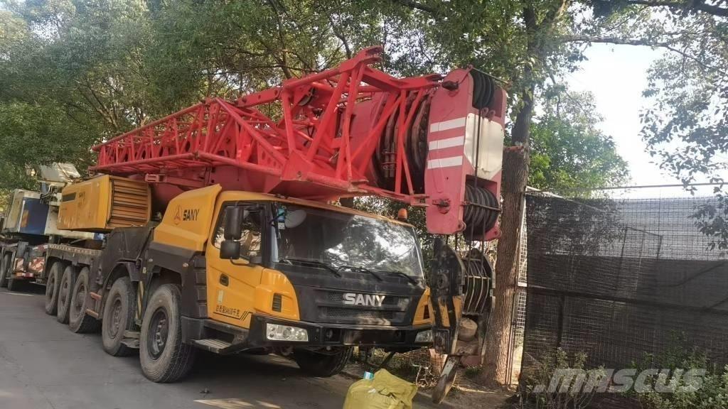 Sany STC 1000 S Mobile and all terrain cranes
