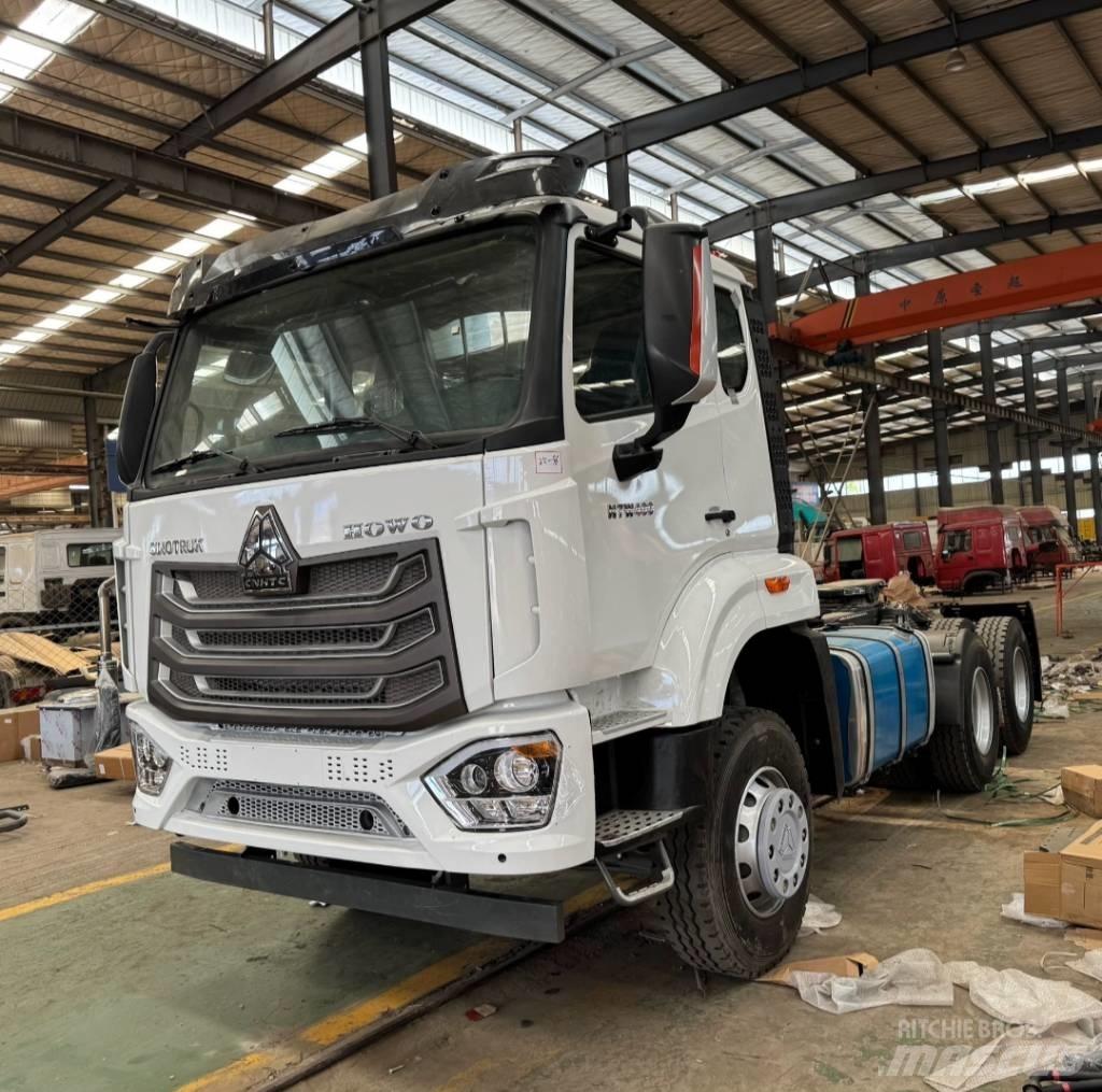 Howo NX Conventional Trucks / Tractor Trucks