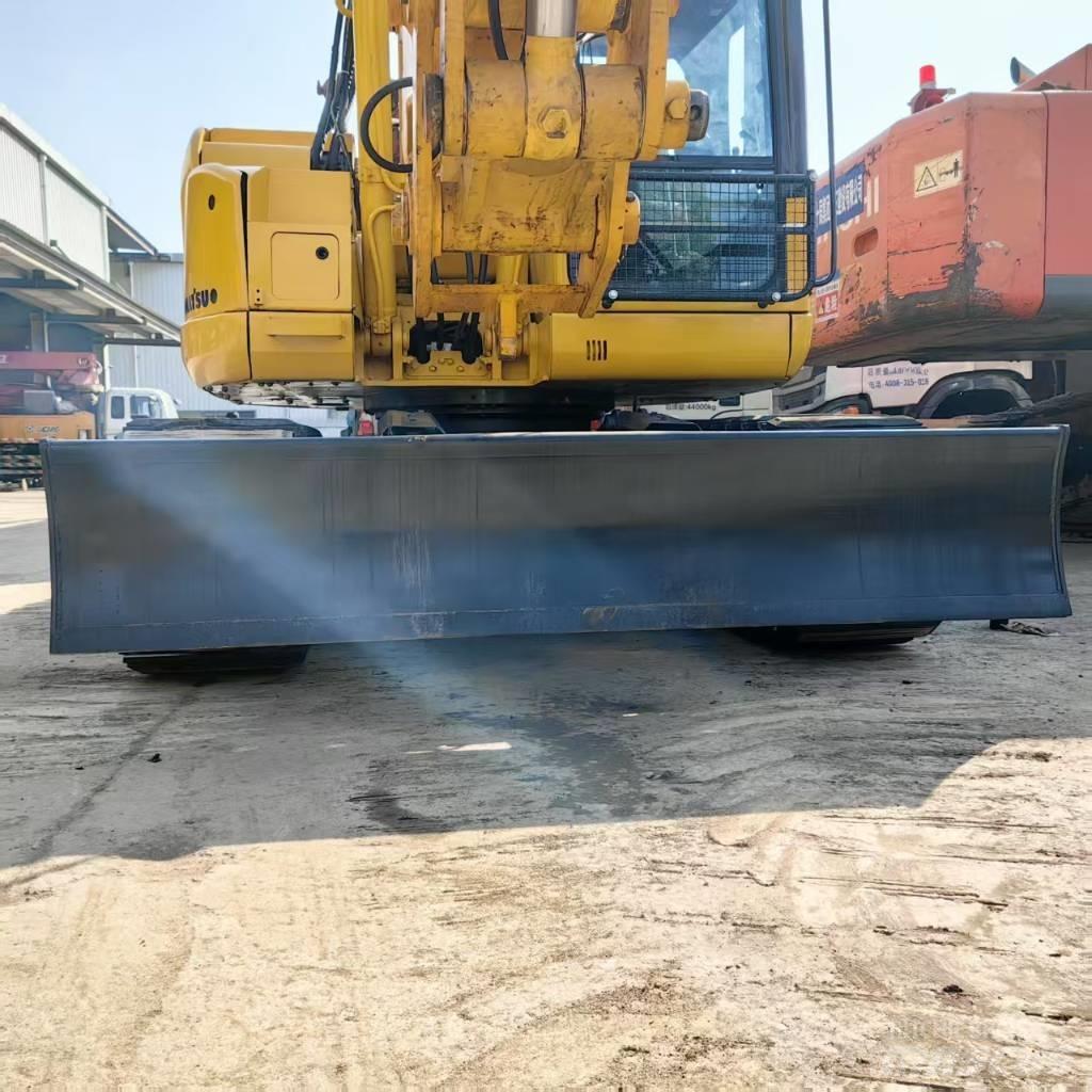Komatsu PC 128 US Mini excavators  7t - 12t