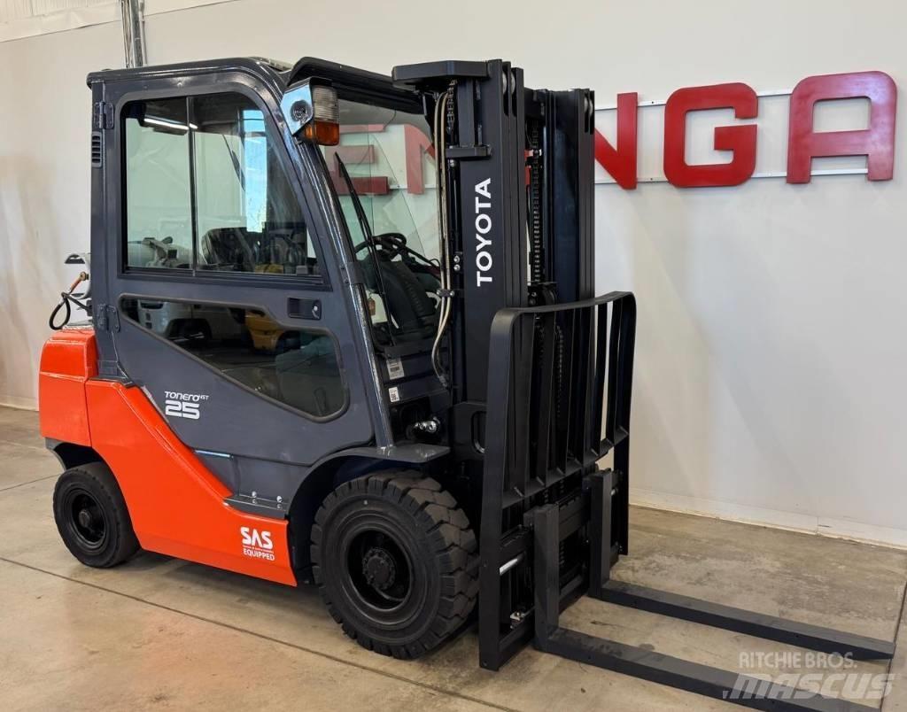 Toyota 10841 - 8FGF25F LPG trucks