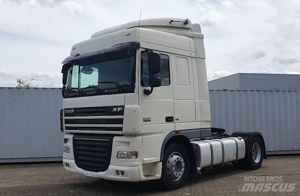 DAF XF 105.460 Conventional Trucks / Tractor Trucks