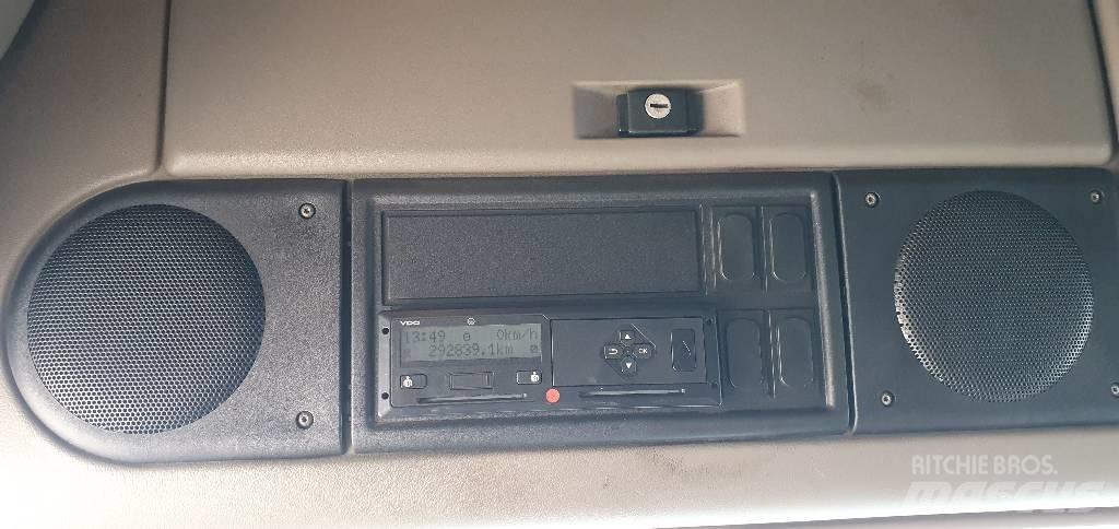 DAF XF 105.460 Conventional Trucks / Tractor Trucks