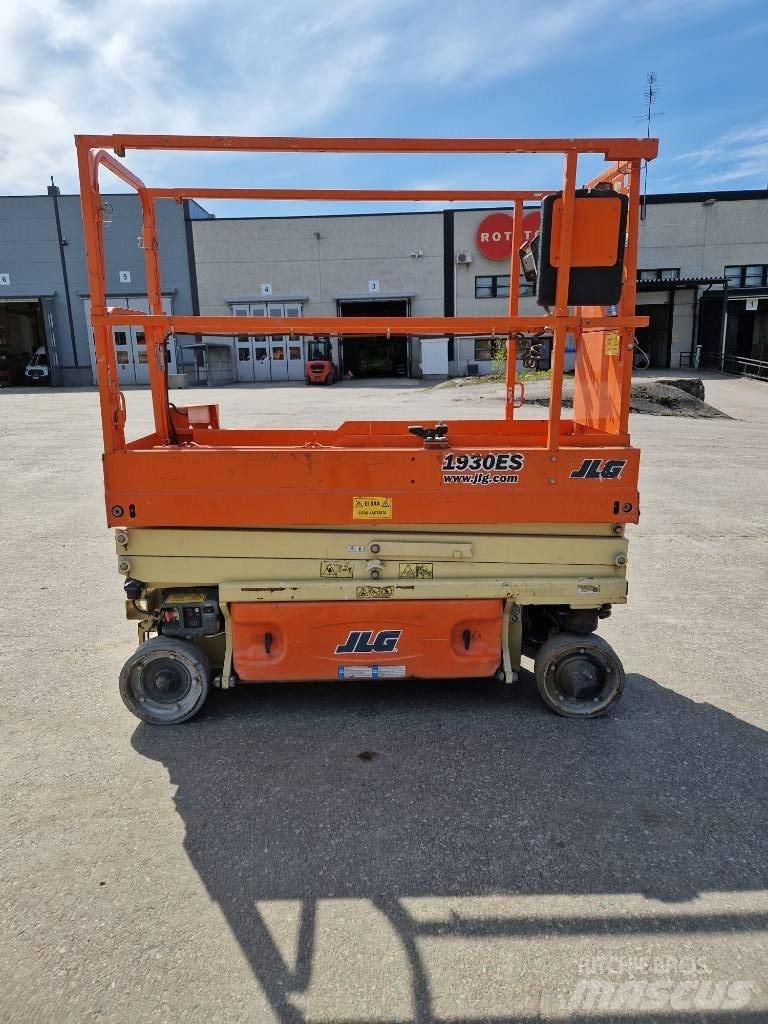 JLG ES 1932 Scissor Lifts
