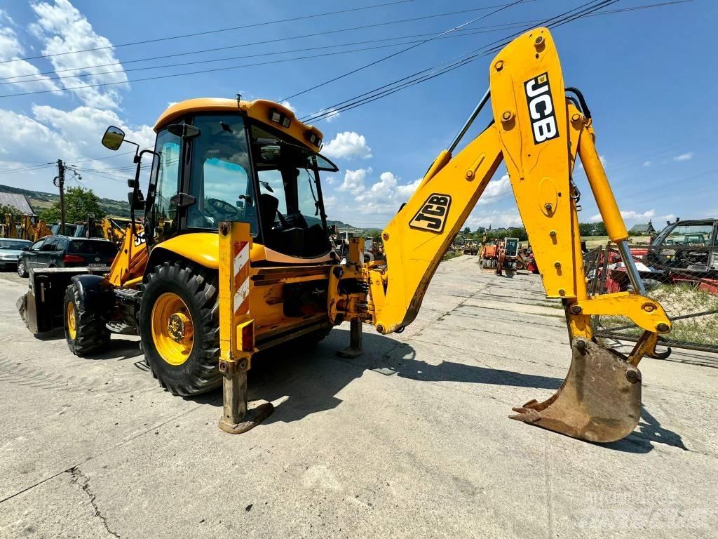 JCB 3CX Backhoe Loaders