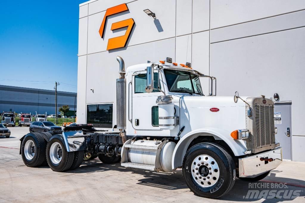 Peterbilt 379 Conventional Trucks / Tractor Trucks