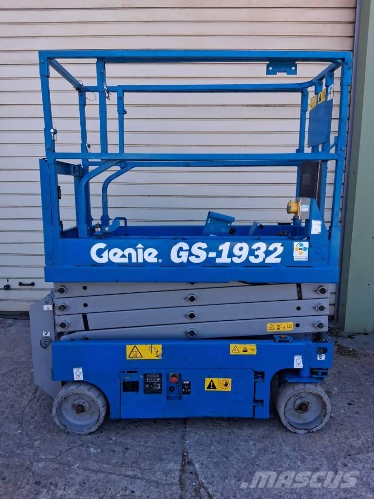 Genie GS 1932 Scissor Lifts