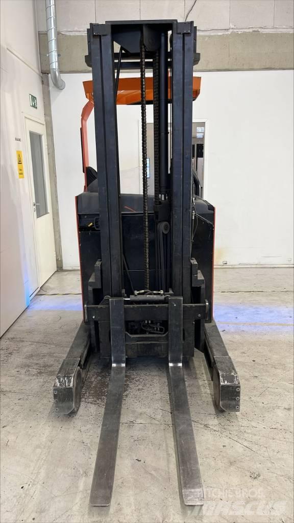 BT RR E 160 M Reach trucks
