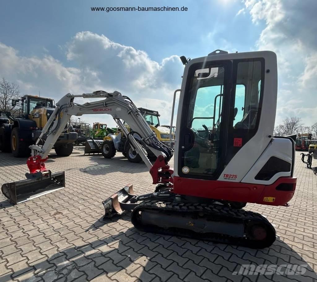 Takeuchi TB 225 Mini Excavators <7t (Mini Diggers)