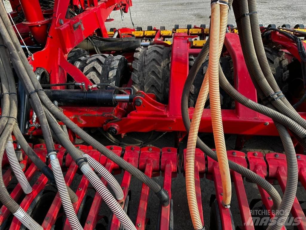 Väderstad Spirit800S Farm Drills