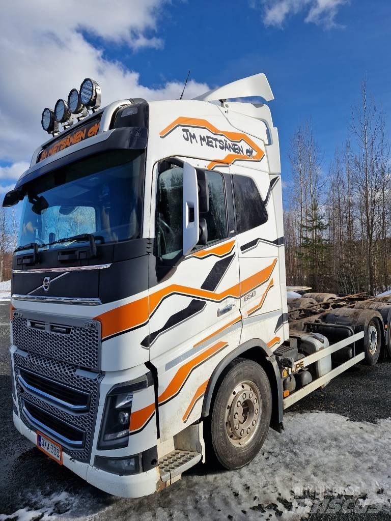 Volvo FH 16 Cab & Chassis Trucks