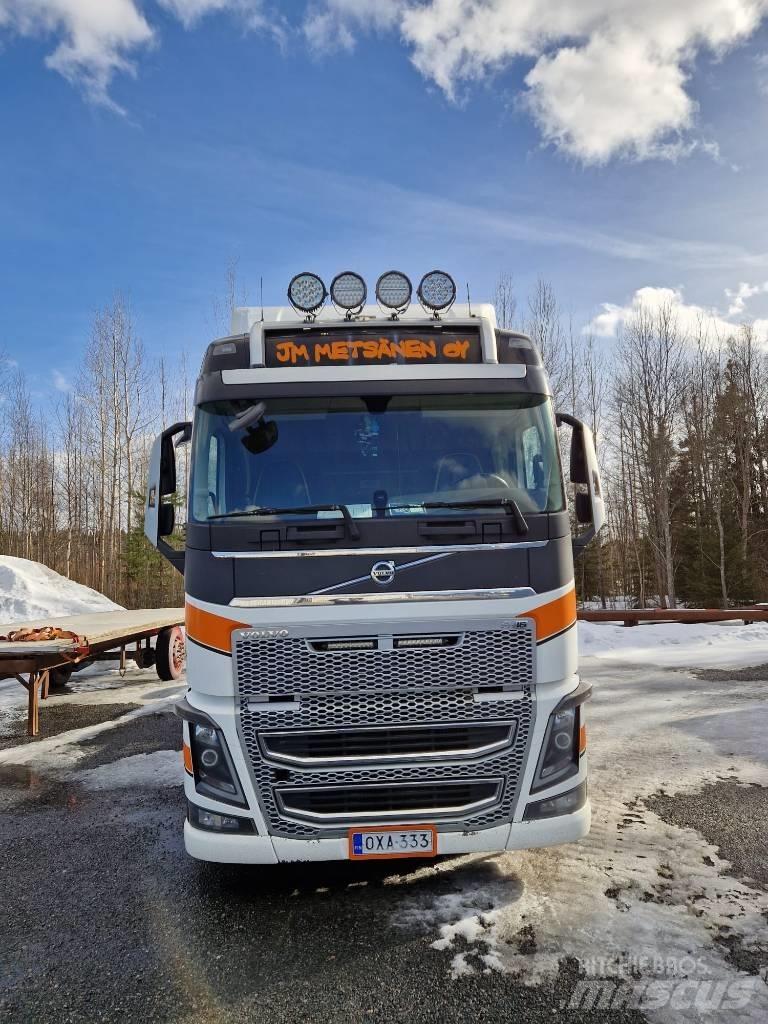 Volvo FH 16 Cab & Chassis Trucks