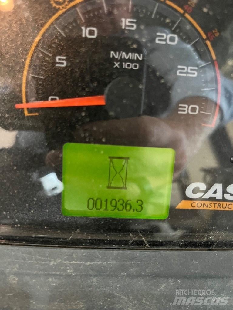 CASE 695 ST Backhoe Loaders