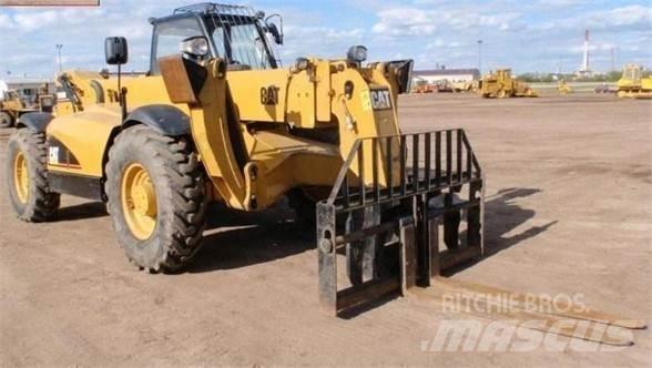 CAT TH560B Telescopic Handlers