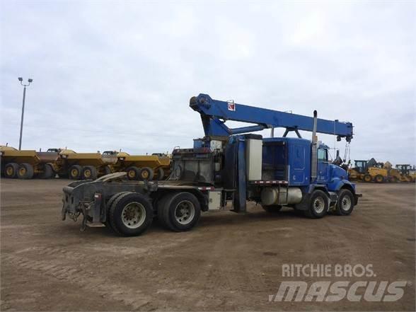 National 1195 Boom / Crane / Bucket Trucks