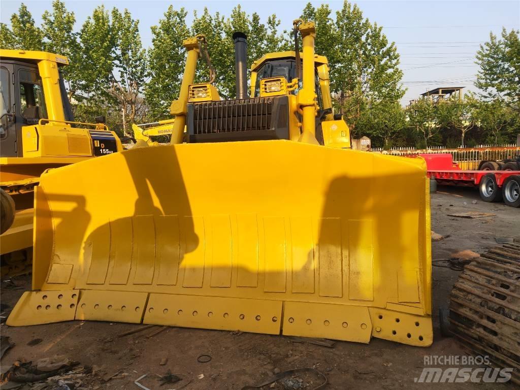 Komatsu D 155 AX-5 Crawler dozers