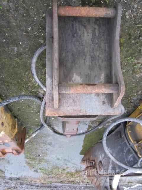 Atlas Copco SB 702 Hammers / Breakers