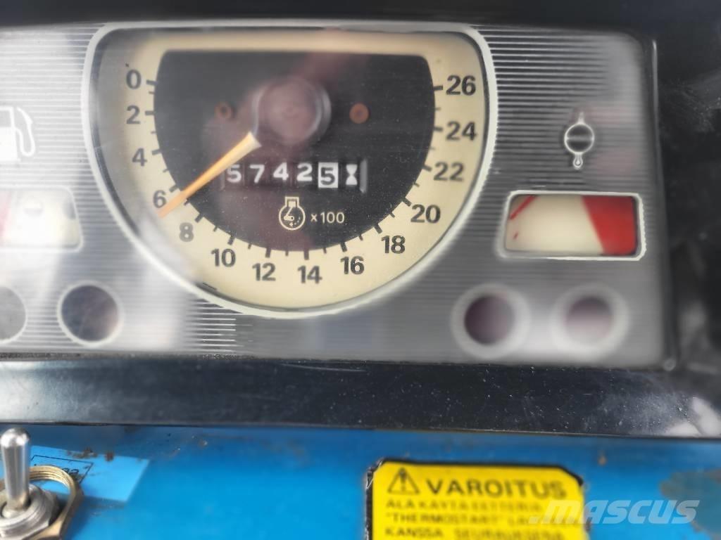 Ford 6610 Tractors